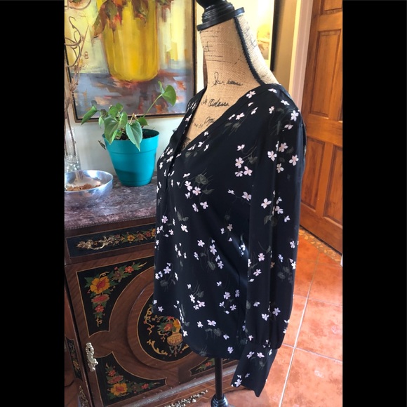 Ann Taylor Winter Floral Blouse - Picture 2 of 7